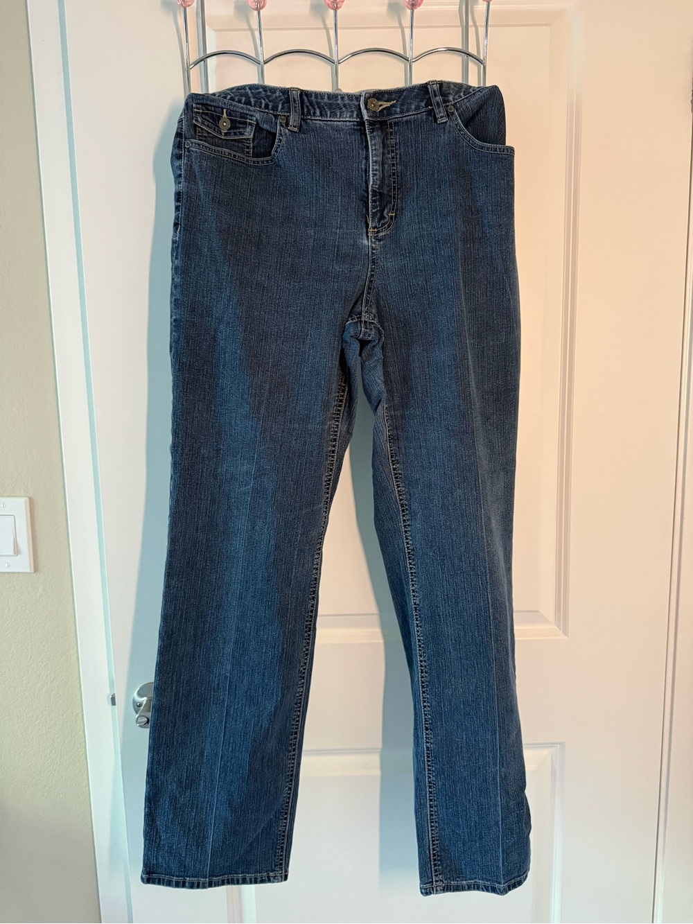 Classic Straight-Leg Women's Jeans in Dark Blue